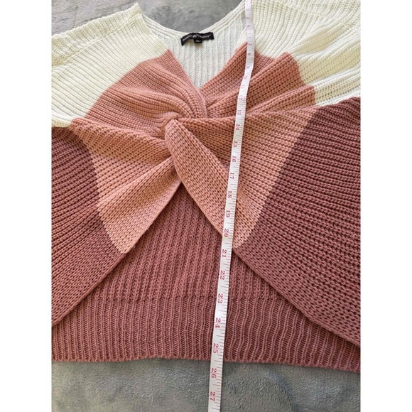Almost Famous Blush Colorblock Twist Front Knit Sweater 1X cropped monochrome - Picture 6 of 6
